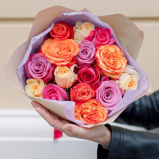 Букет из 15 роз «Цветочный микс» 50 см